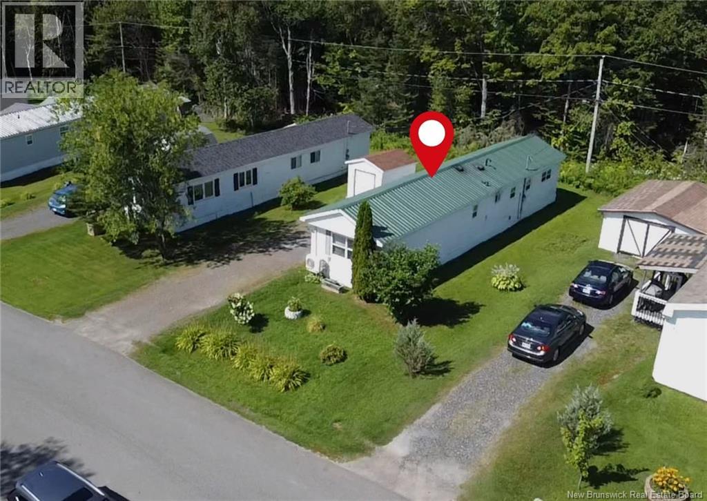 121 Eastwood Street, Fredericton, New Brunswick  E3B 6P7 - Photo 2 - NB124411