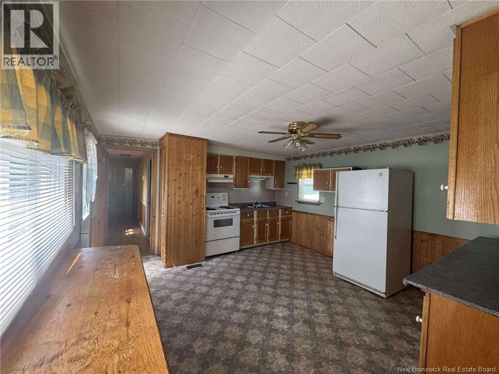 121 Eastwood Street, Fredericton, New Brunswick  E3B 6P7 - Photo 6 - NB124411