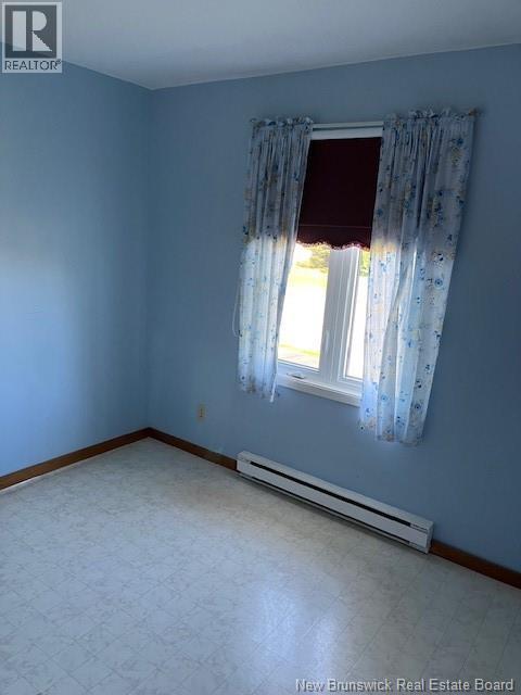 14 Kennedy Street, Charlo, New Brunswick  E8E 2M2 - Photo 9 - NB124383
