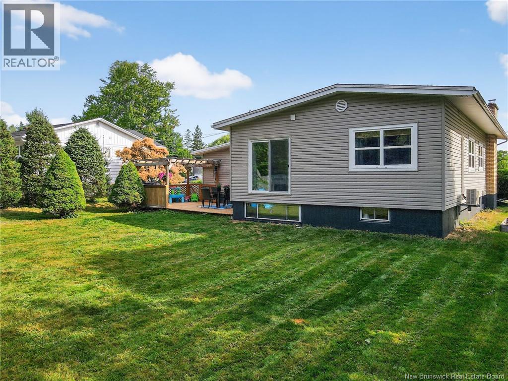 62 Woodlawn, Moncton, New Brunswick  E1E 2J9 - Photo 35 - NB124470