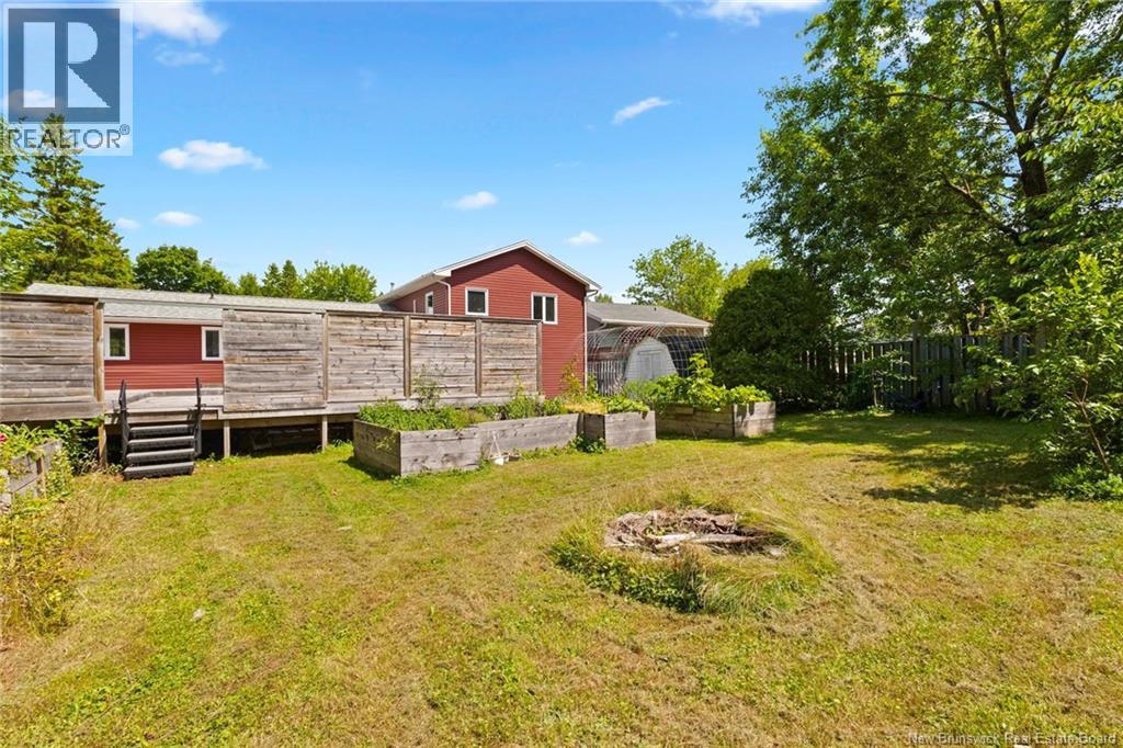 73 Macintosh Drive, New Maryland, New Brunswick  E3C 1B5 - Photo 45 - NB124373