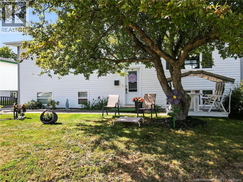 56 Morningside, Moncton, New Brunswick  E1G 1N8 - Photo 2 - NB124353