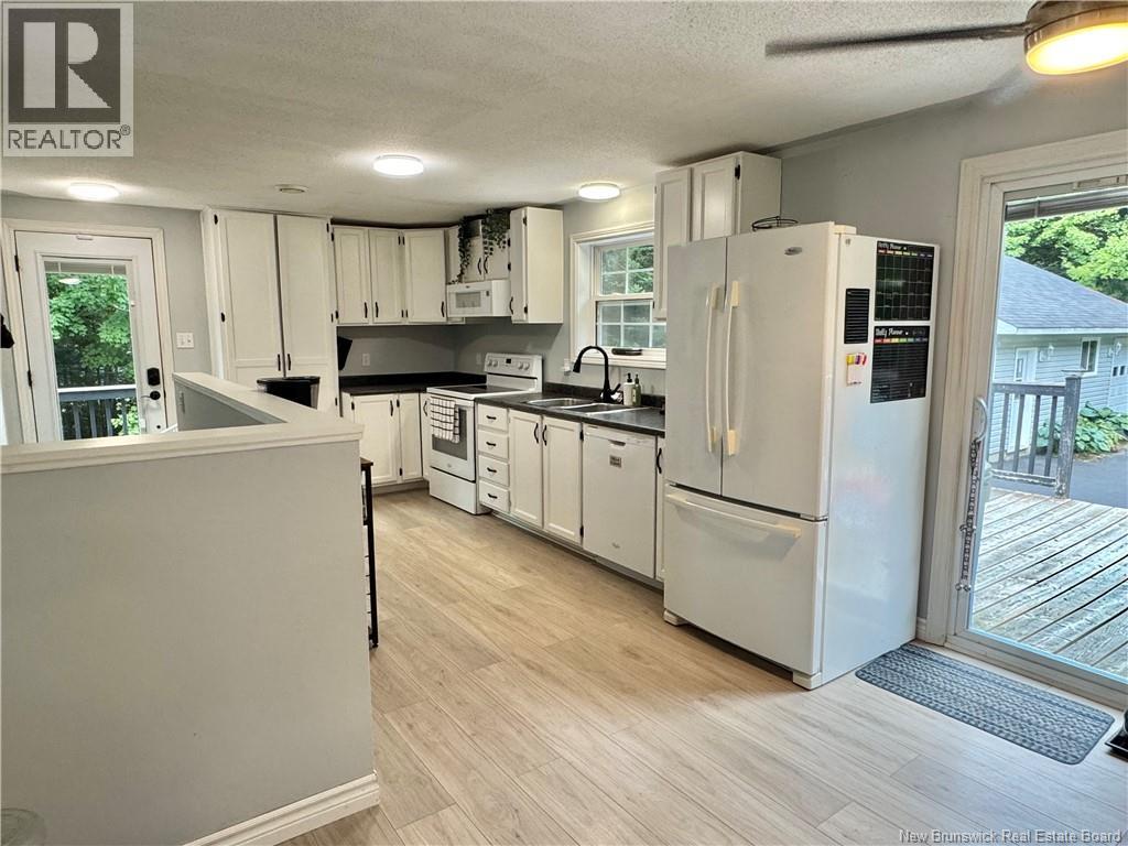 10 Estabrooks Avenue, Lincoln, New Brunswick  E3B 8S8 - Photo 6 - NB124467