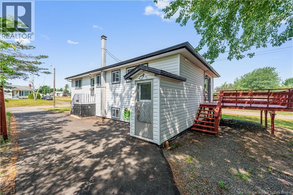 169 Queen Mary Road, Moncton, New Brunswick  E1A 3P6 - Photo 3 - NB124482