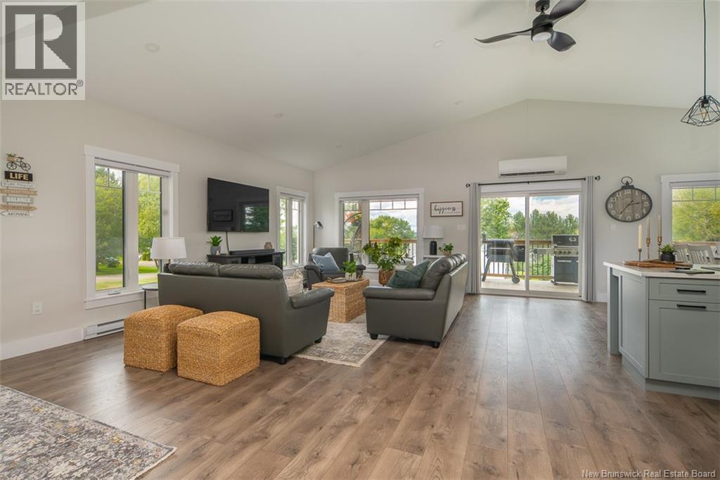 25 Scenic View Street, Island View, New Brunswick  E3E 1A1 - Photo 4 - NB124169