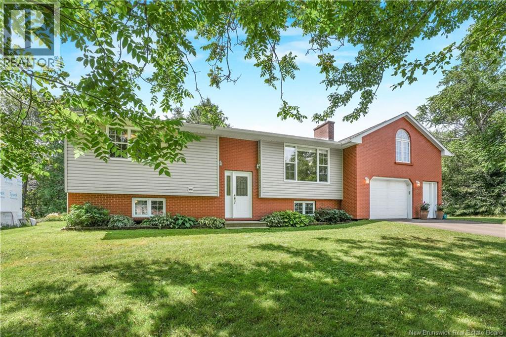 34 Day Street, Fredericton, New Brunswick  E3B 7E1 - Photo 2 - NB124443