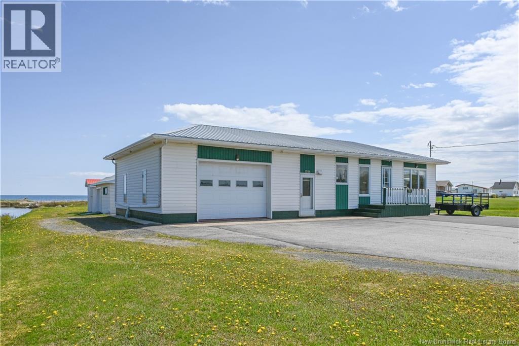 1518 De La Mer Boulevard, Saint-Marie-Saint-Raphaël, New Brunswick  E8T 1P3 - Photo 3 - NB124545
