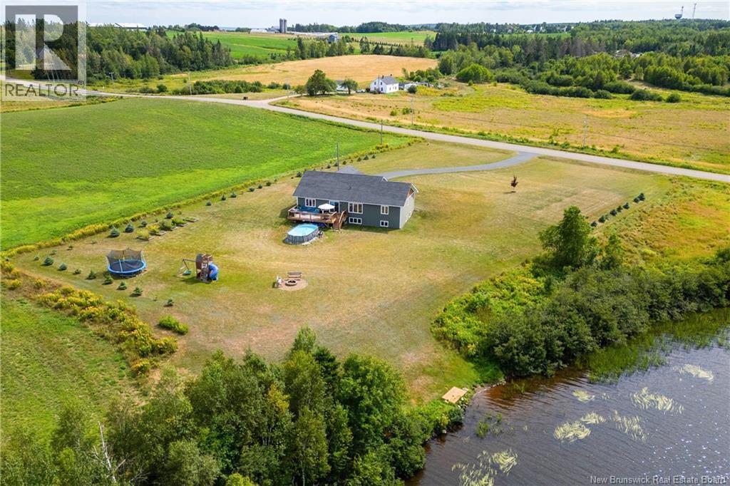 99 Walker Road, Sackville, New Brunswick  E4K 3K4 - Photo 4 - NB124295