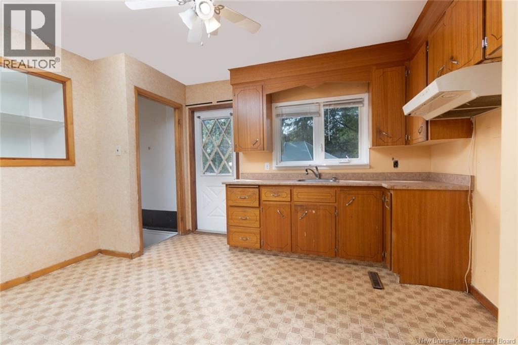 263 Whitepine, Riverview, New Brunswick  E1B 2X2 - Photo 4 - NB124537