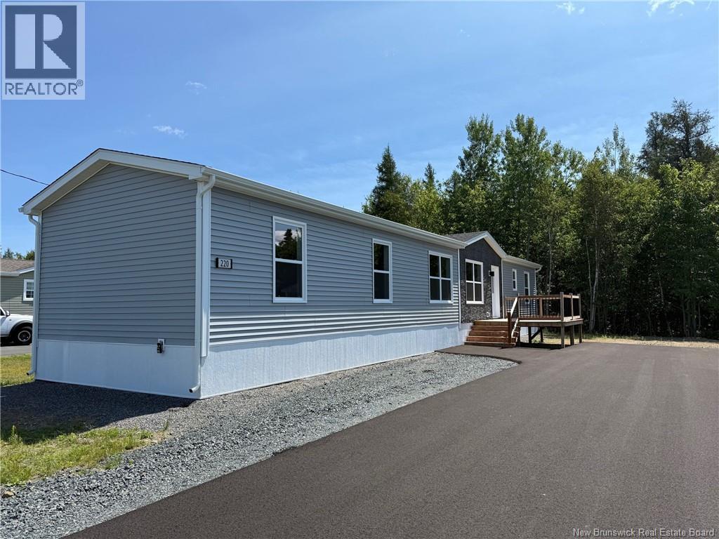 220 Rue Bella Vista, Tracadie, New Brunswick  E1X 4V1 - Photo 2 - NB124555