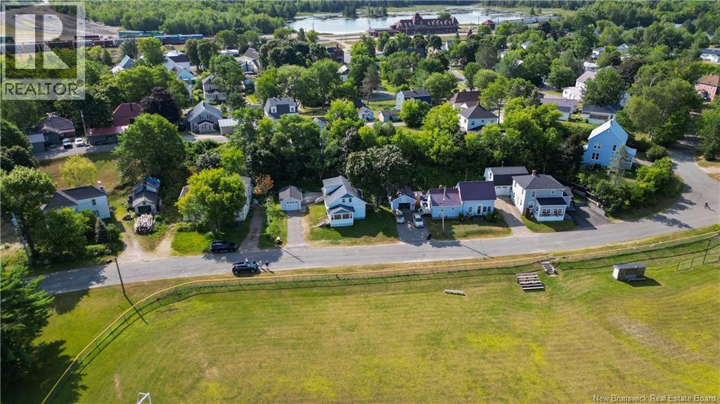 12 Beech Street, Mcadam, New Brunswick  E6J 1V8 - Photo 42 - NB124563