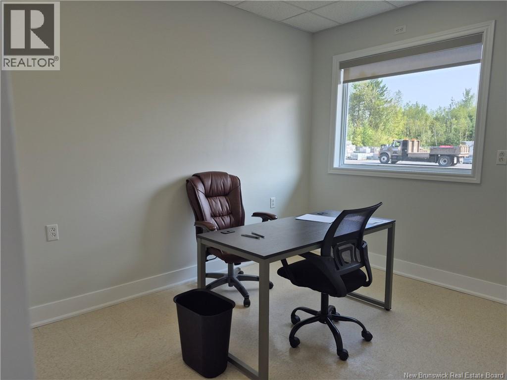19 Caswell Street Unit# 3 - Side Office Window, Grand-Sault/grand Falls, New Brunswick  E3Z 0C2 - Photo 11 - NB124579