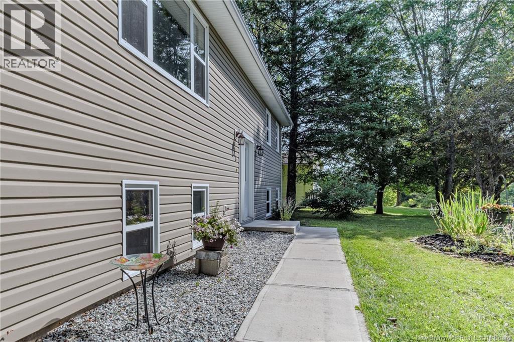 23 Phillips Drive, Quispamsis, New Brunswick  E2E 4T7 - Photo 4 - NB124408