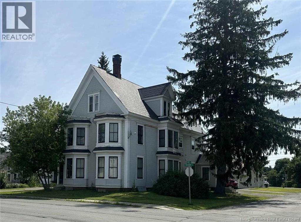 179 Broadway Street, Woodstock, New Brunswick