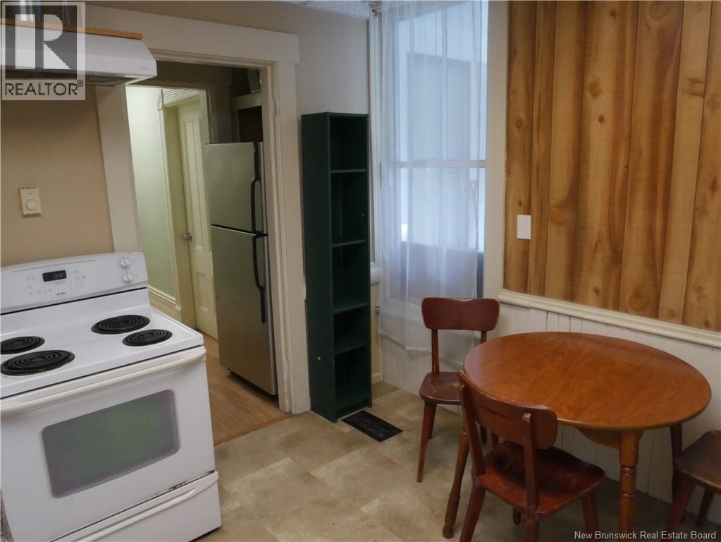 179 Broadway Street, Woodstock, New Brunswick  E7M 1B7 - Photo 8 - NB124564
