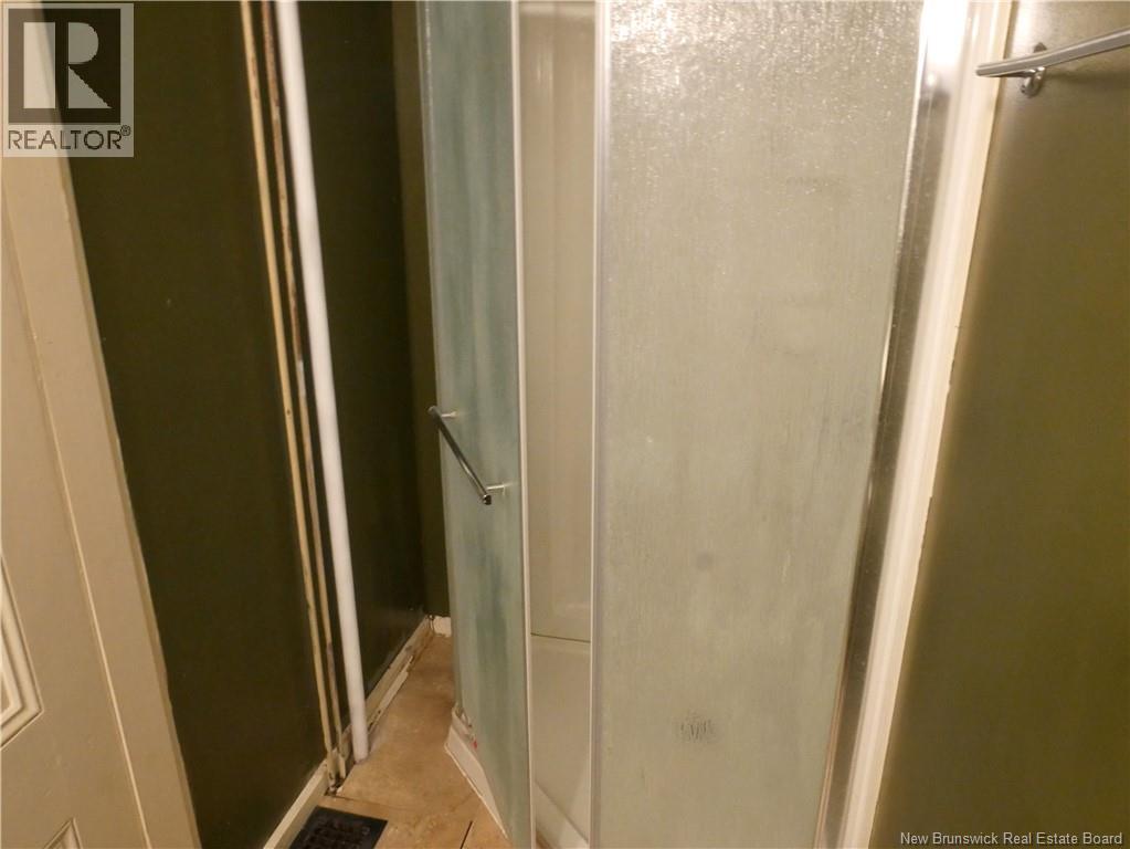 179 Broadway Street, Woodstock, New Brunswick  E7M 1B7 - Photo 11 - NB124512