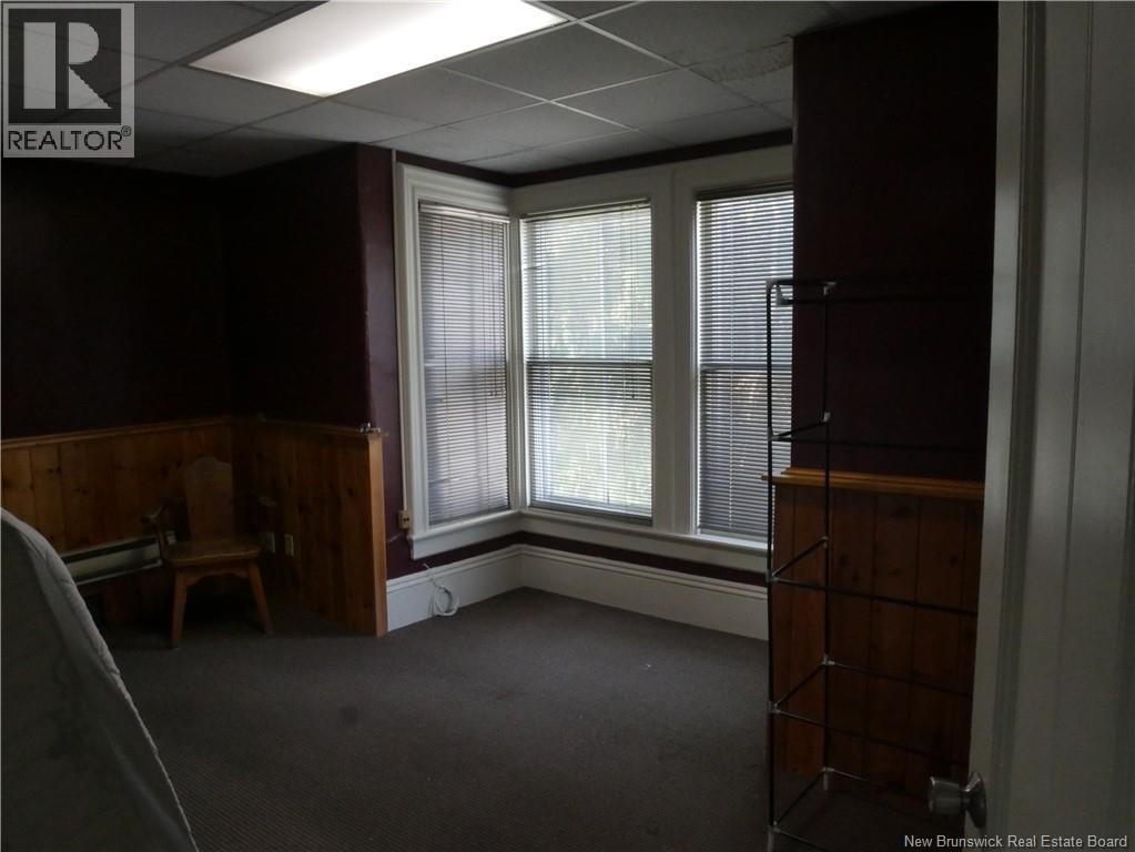 179 Broadway Street, Woodstock, New Brunswick  E7M 1B7 - Photo 25 - NB124512