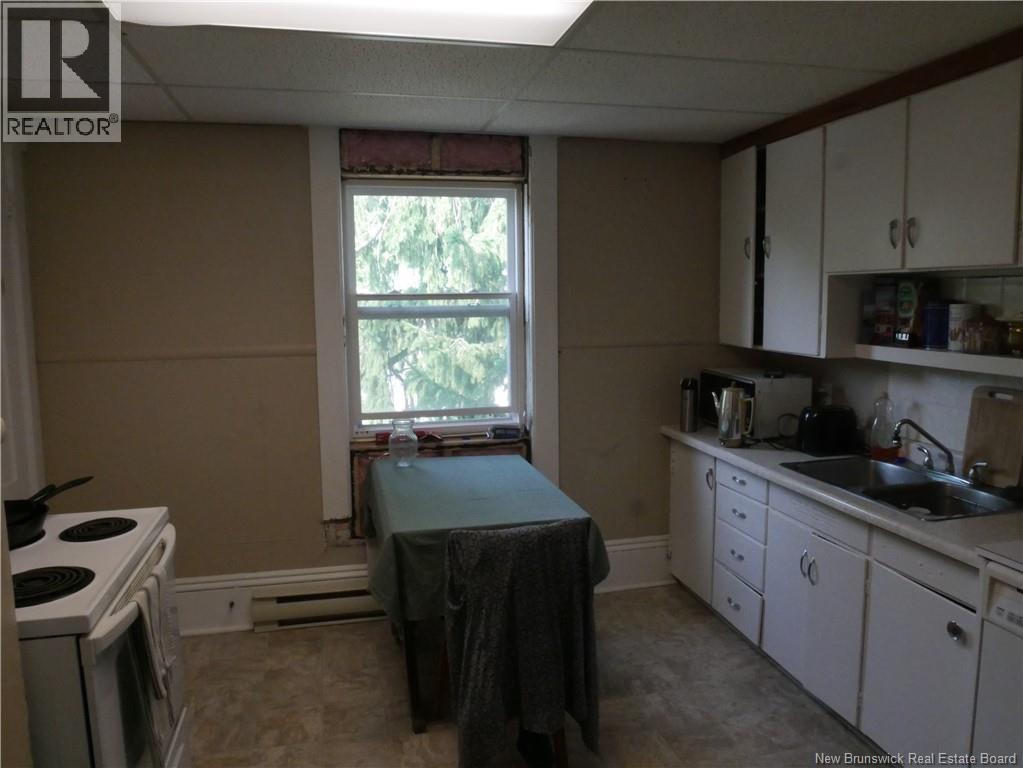 179 Broadway Street, Woodstock, New Brunswick  E7M 1B7 - Photo 41 - NB124512