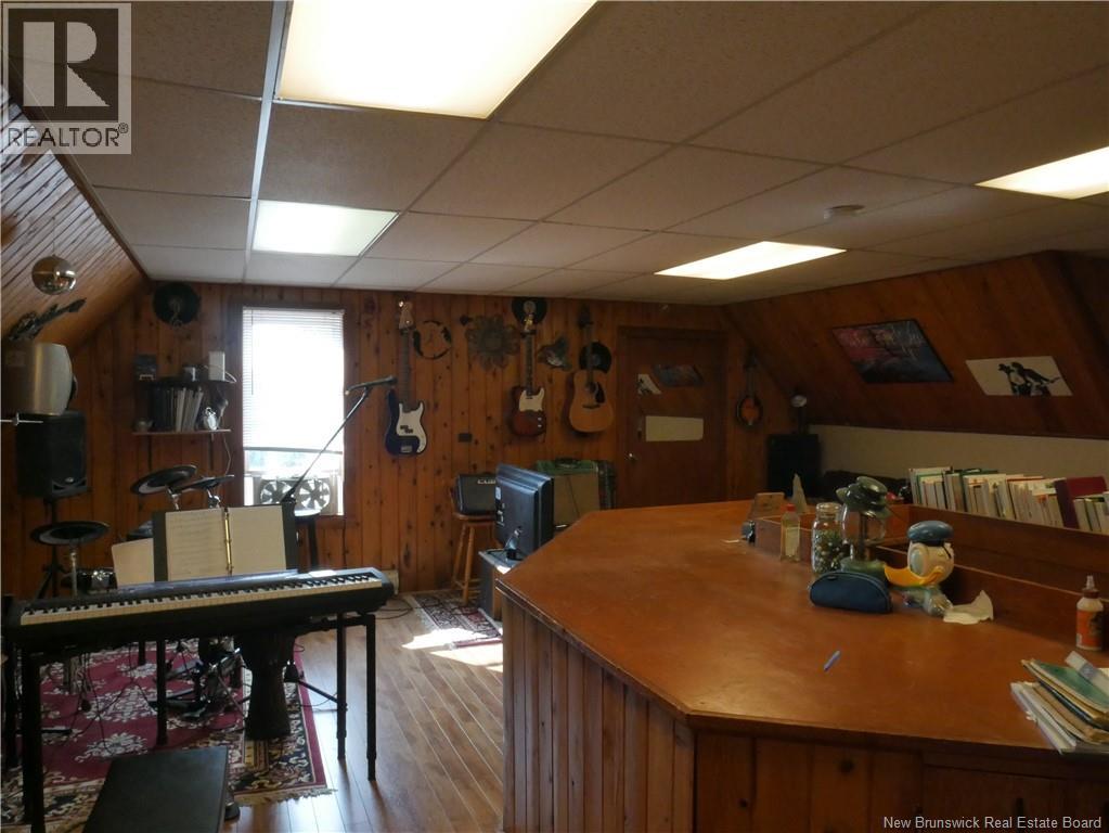 179 Broadway Street, Woodstock, New Brunswick  E7M 1B7 - Photo 45 - NB124512
