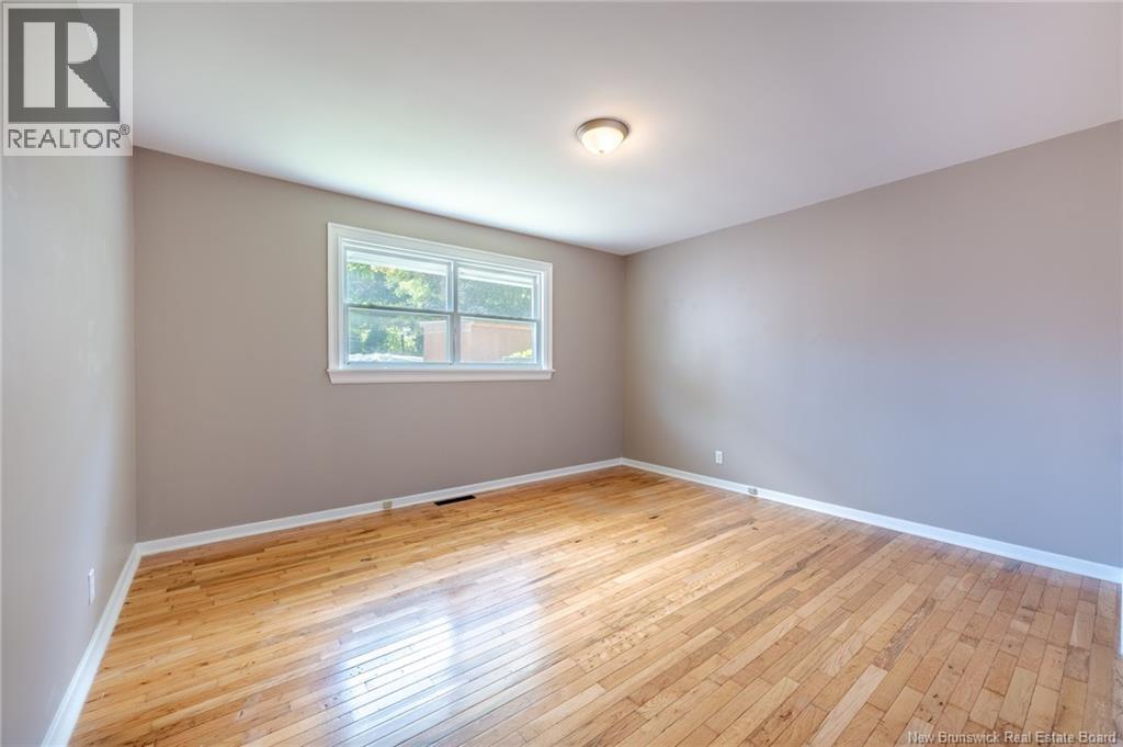 652 Loyalist Court, Fredericton, New Brunswick  E3B 3K9 - Photo 16 - NB124623