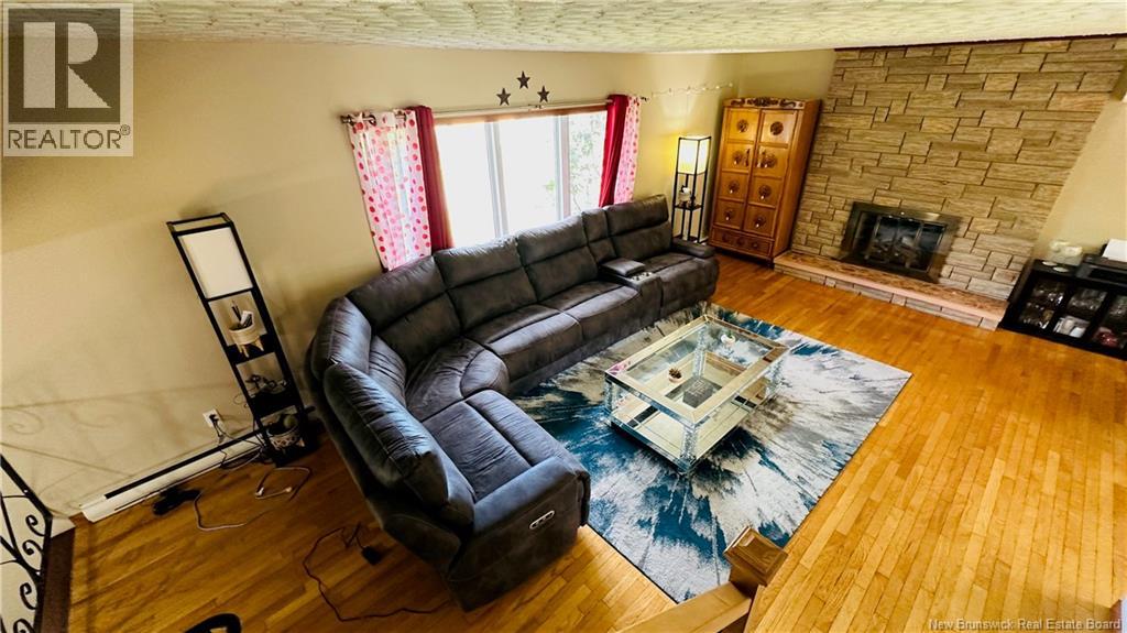 131 Riverside Drive, Woodstock, New Brunswick  E7M 2P4 - Photo 8 - NB124259