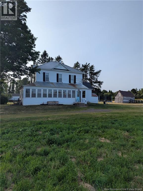 1686 Route 107, Williamsburg, New Brunswick  E6B 1W4 - Photo 2 - NB124610