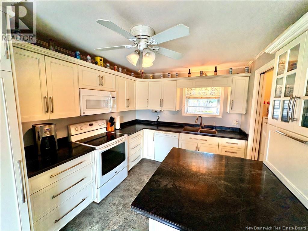 166 Main Street, Hartland, New Brunswick  E7P 2M5 - Photo 16 - NB124590