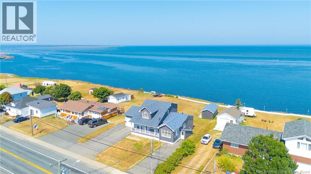 171 Saint-Pierre E Boulevard, Caraquet, New Brunswick  E1W 1B1 - Photo 12 - NB124688