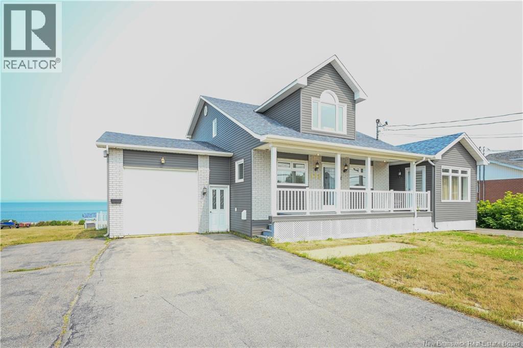 171 Saint-Pierre E Boulevard, Caraquet, New Brunswick  E1W 1B1 - Photo 2 - NB124688