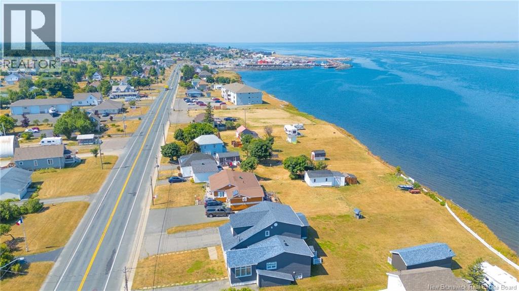 171 Saint-Pierre E Boulevard, Caraquet, New Brunswick  E1W 1B1 - Photo 42 - NB124688