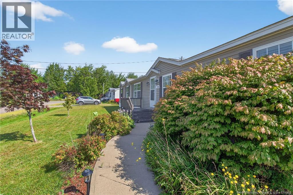 10 Anemone Street, Moncton, New Brunswick  E1H 2R7 - Photo 4 - NB124734