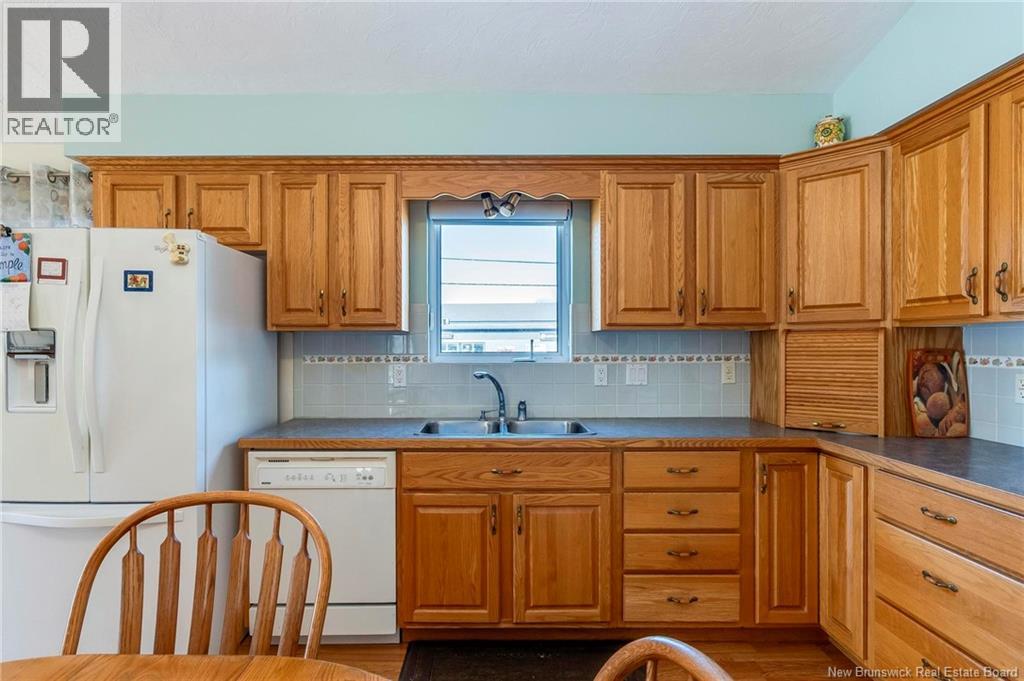14 Pointe Du Chene Road, Shediac, New Brunswick  E4P 2M2 - Photo 10 - NB124656