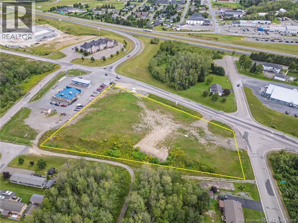 Lot Ouellette Street, Grand-Sault/grand Falls, New Brunswick  E3Z 0C2 - Photo 3 - NB124755