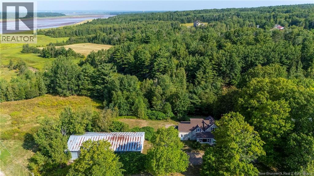22 Principale Street, Memramcook, New Brunswick  E4K 1A6 - Photo 3 - NB124684