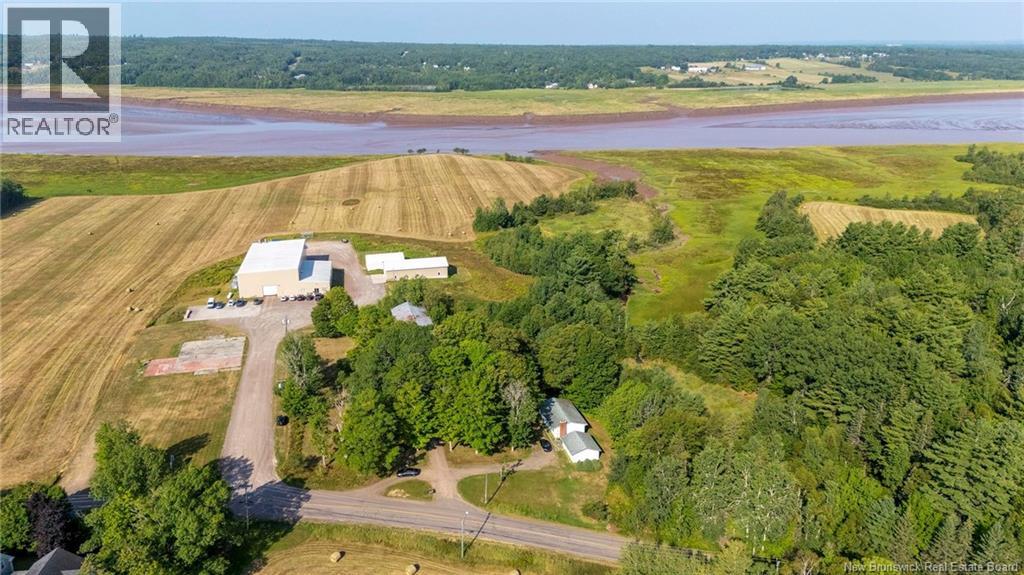 22 Principale Street, Memramcook, New Brunswick  E4K 1A6 - Photo 4 - NB124684