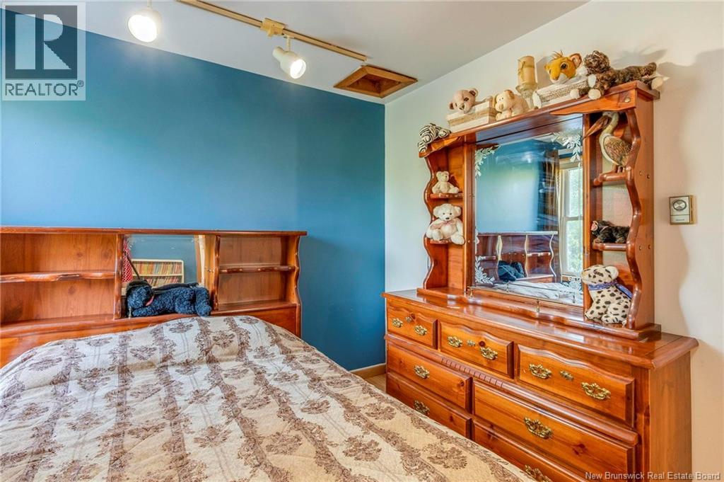 22 Principale Street, Memramcook, New Brunswick  E4K 1A6 - Photo 44 - NB124684