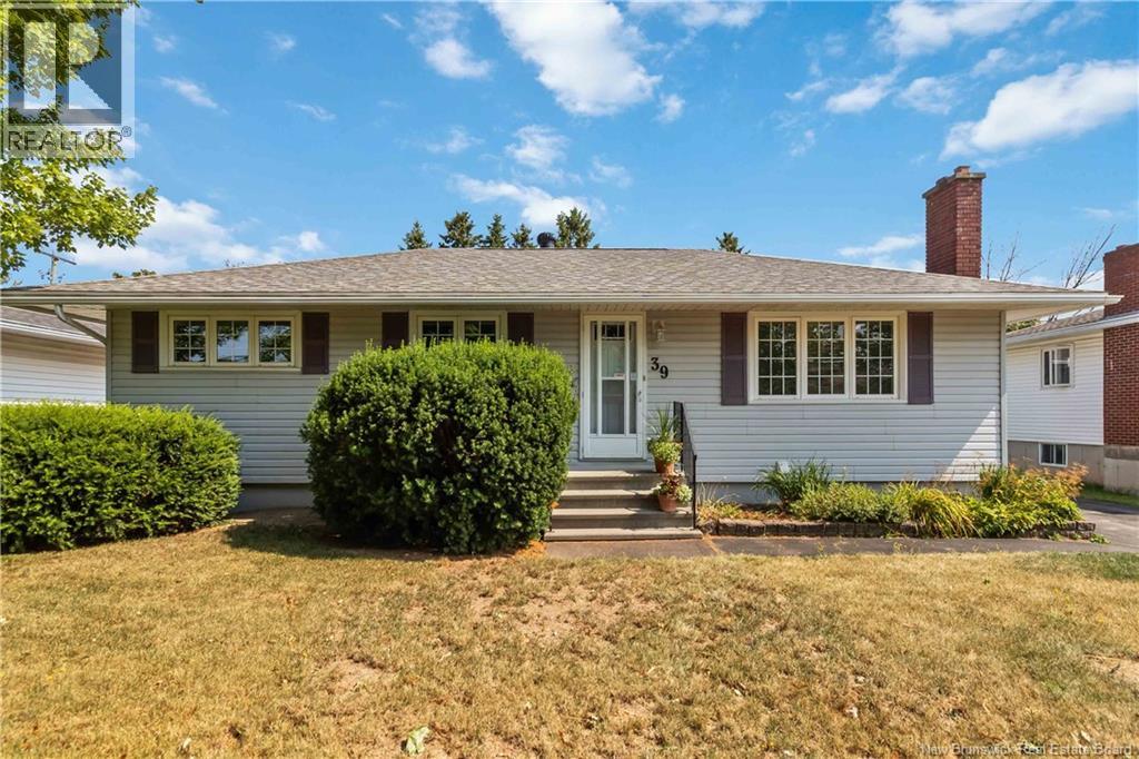 39 Leeside Drive, Moncton, New Brunswick
