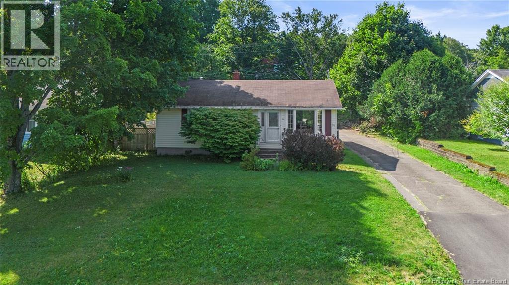 14 Mountain Drive, Fredericton, New Brunswick  E3C 1K2 - Photo 4 - NB124447