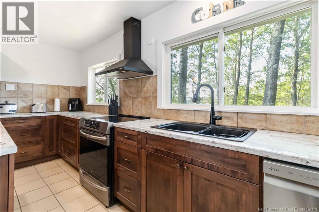 10 Bennett Street, Sackville, New Brunswick  E4L 3M6 - Photo 18 - NB124773