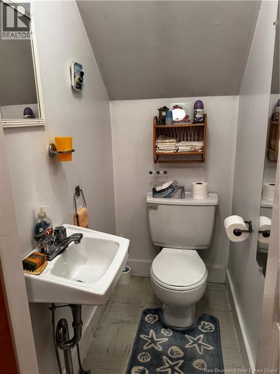 701 Victoria Street, Edmundston, New Brunswick  E3V 3T3 - Photo 28 - NB124863