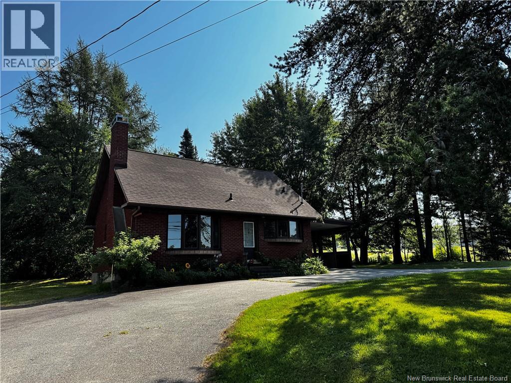 701 Victoria Street, Edmundston, New Brunswick  E3V 3T3 - Photo 38 - NB124874