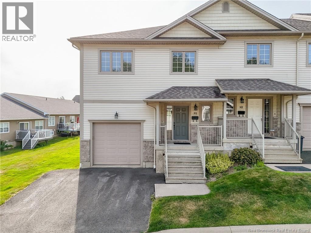 91 Huntingdon Circle, Fredericton, New Brunswick  E3B 0M1 - Photo 2 - NB124718