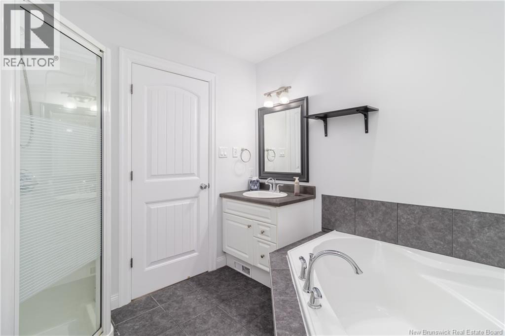 91 Huntingdon Circle, Fredericton, New Brunswick  E3B 0M1 - Photo 29 - NB124718