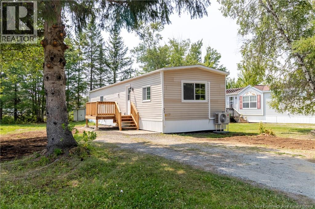 31 Ramsey Street, Lincoln, New Brunswick  E3B 6X1 - Photo 2 - NB124419