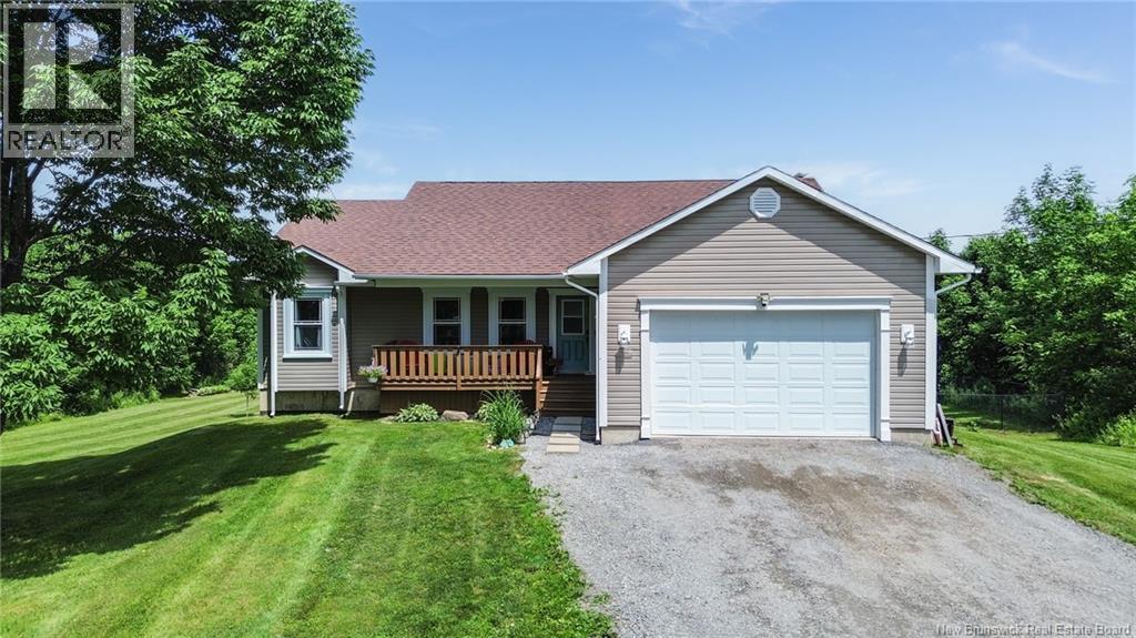6105 Route 102, Prince William, New Brunswick  E6K 3S5 - Photo 2 - NB124534