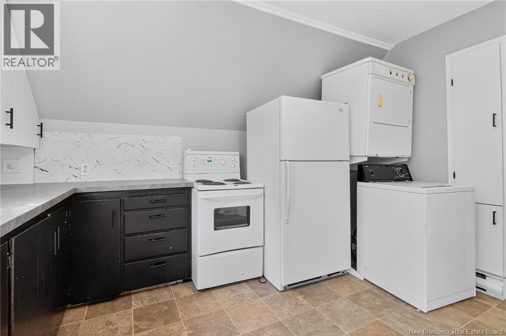 113-115 Elmwood, Moncton, New Brunswick  E1A 1X2 - Photo 17 - NB124904