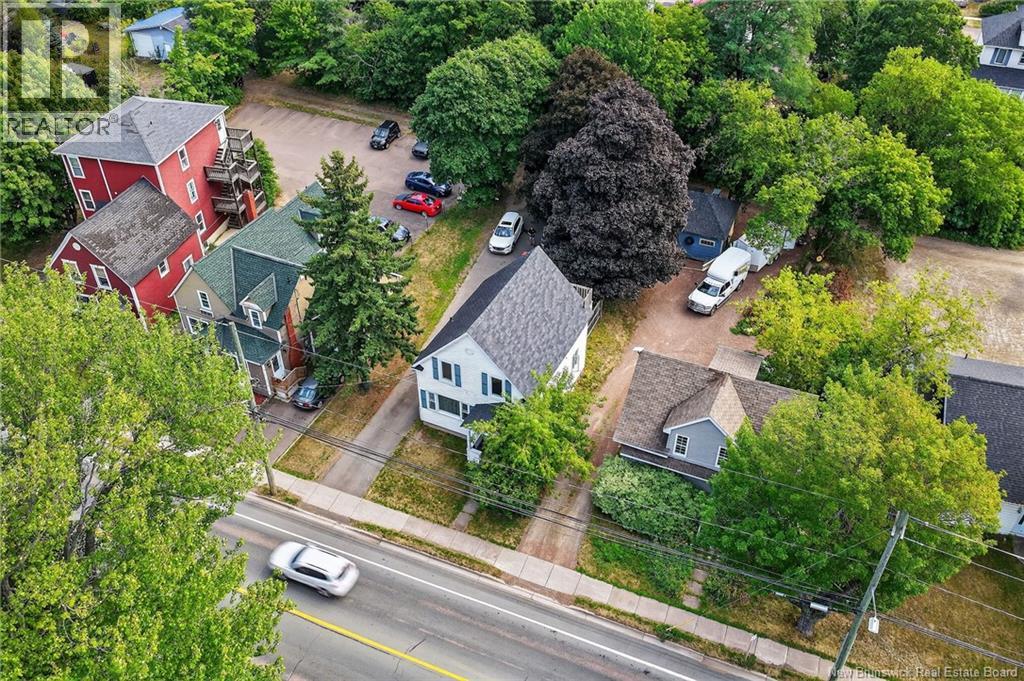 113-115 Elmwood, Moncton, New Brunswick  E1A 1X2 - Photo 5 - NB124904