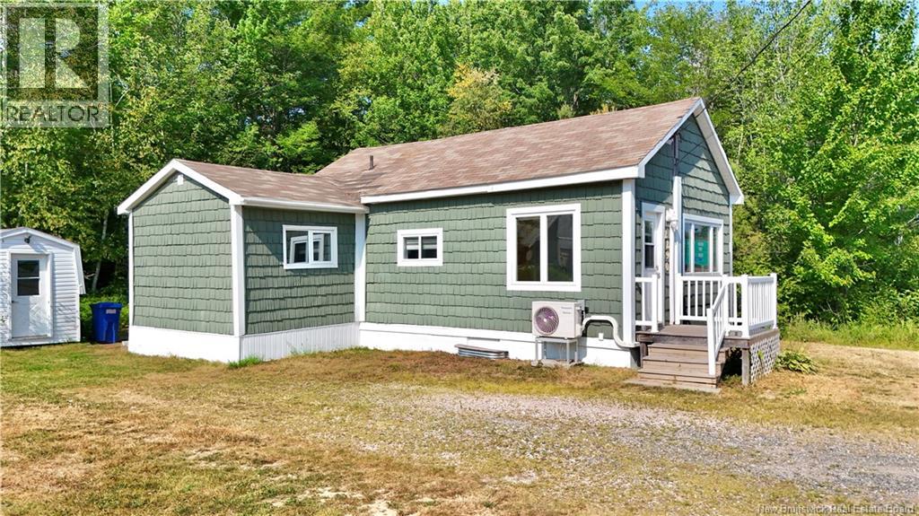 2290 Miramichi Avenue, Bathurst, New Brunswick  E2A 6H6 - Photo 5 - NB124866