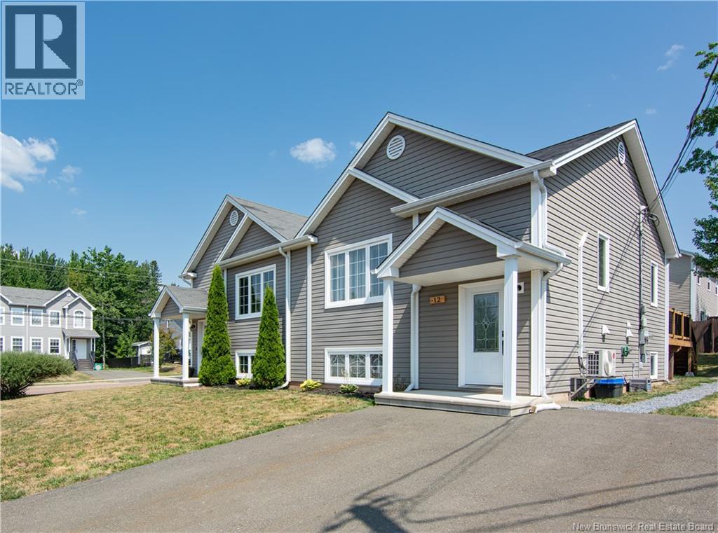 12 Des Peupliers Street, Dieppe, New Brunswick  E1A 9E1 - Photo 2 - NB124662