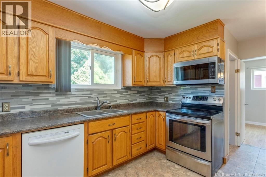 135 Bessborough Avenue, Moncton, New Brunswick  E1E 1P8 - Photo 15 - NB124915